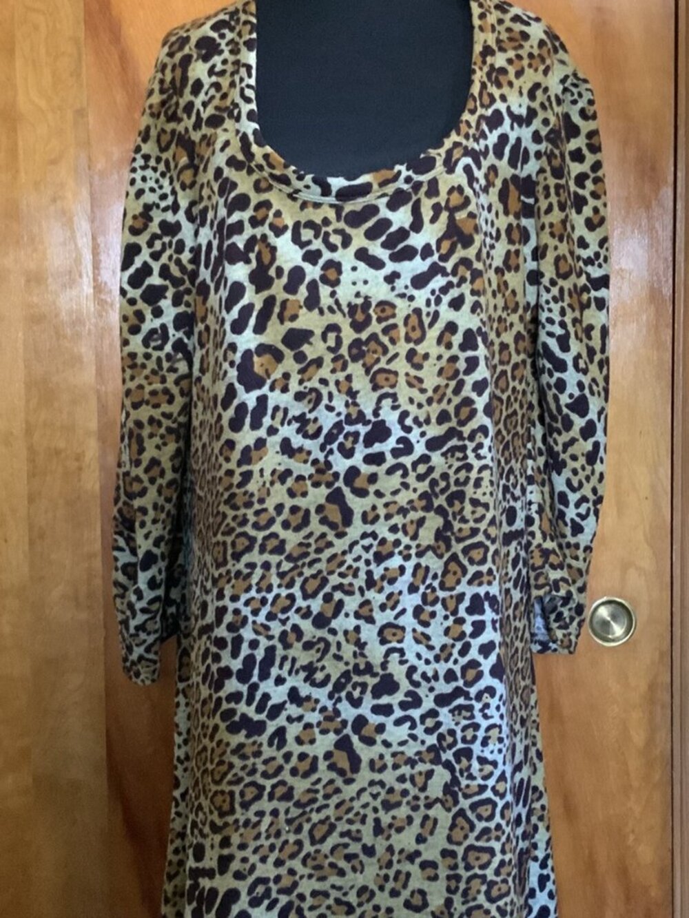 Mlle Gabrielle Leopard Print Dress 2X Plus Size Scoop Neck Knit Long Sleeve